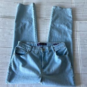 Gloria Vanderbilt size 10 Amanda jeans